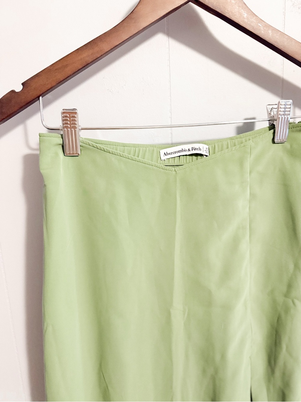 Abercrombie & Fitch Light Green Midi Skirt with Front Slit - Picture 2 of 4
